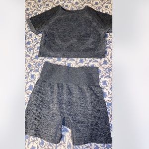 Grey workout outfit , size small , very comfy !